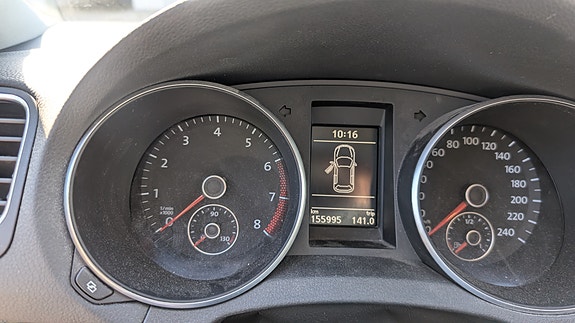 Volkswagen Golf VI 10 of 12