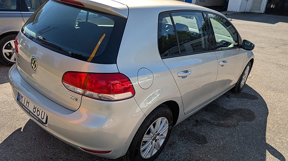 Volkswagen Golf VI 6 of 12