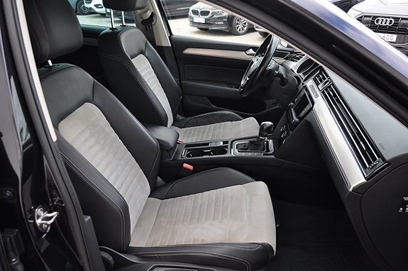 Volkswagen Passat 7 of 14