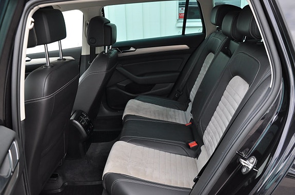 Volkswagen Passat 8 of 14