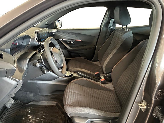 Peugeot 2008 10 of 17