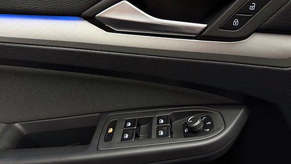 Volkswagen Golf I 19 of 30