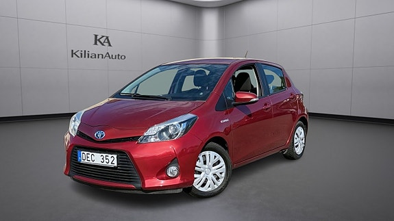 Toyota Yaris 4 of 19
