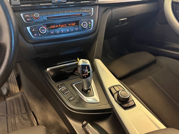 BMW 320d 18 of 22