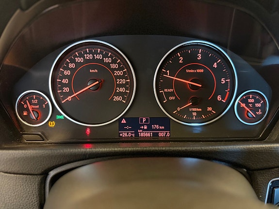 BMW 320d 14 of 22