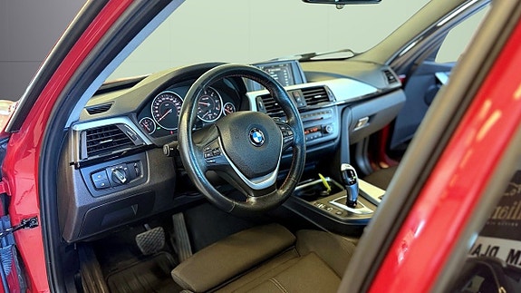 BMW 320d 13 of 22