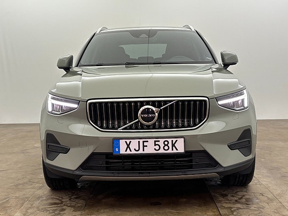 Volvo XC40 9 of 23