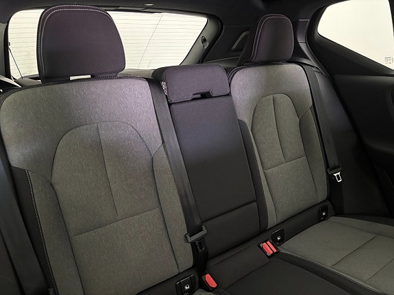 Volvo XC40 22 of 23
