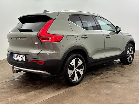 Volvo XC40 6 of 23