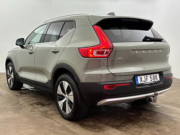 Volvo XC40 4 of 23