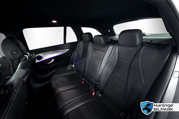 Mercedes-Benz E300 de 16 of 28
