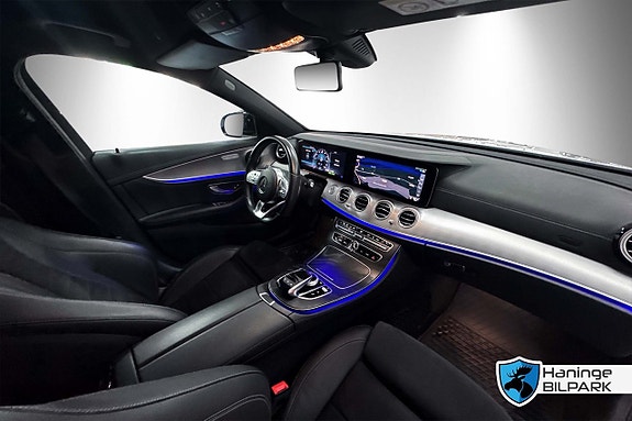 Mercedes-Benz E300 de 13 of 28