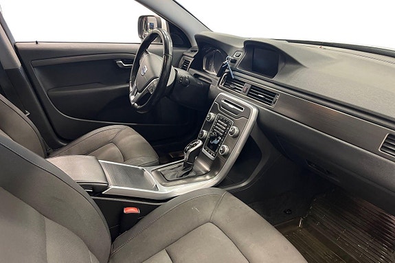 Volvo XC70 13 of 27