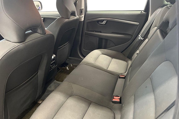 Volvo XC70 18 of 27