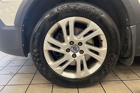 Volvo XC70 9 of 27
