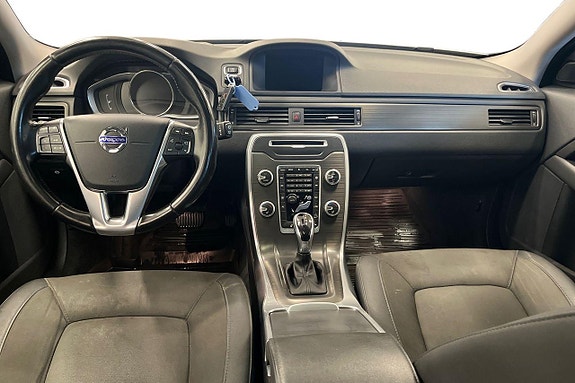 Volvo XC70 11 of 27