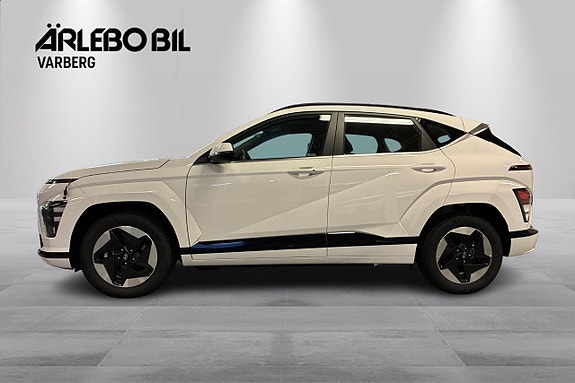 Hyundai Kona 2 of 12