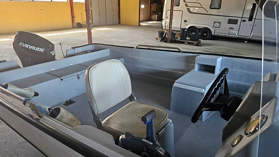 Sting 535 PRO med Evinrude 50hk E-tec 2015 5 of 7