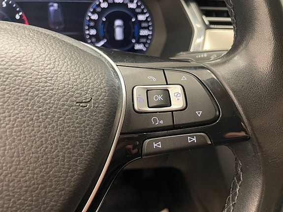 Volkswagen Passat 22 of 23