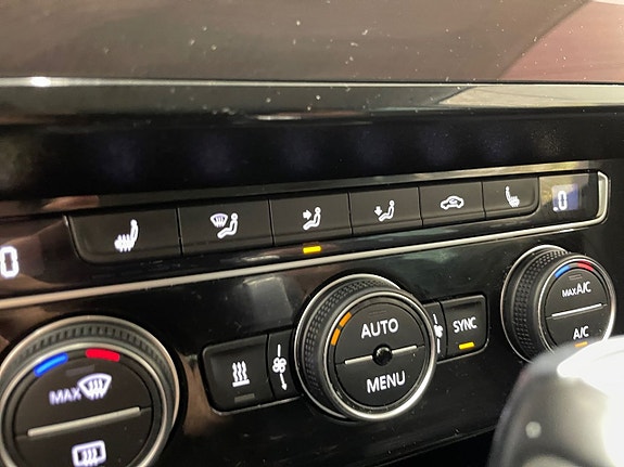 Volkswagen Passat 23 of 23