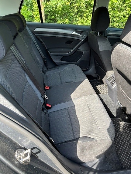 Volkswagen Golf VII 5 of 5