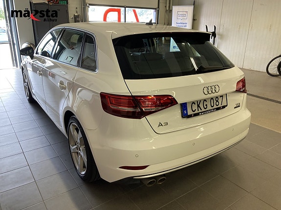 Audi A3 4 of 17