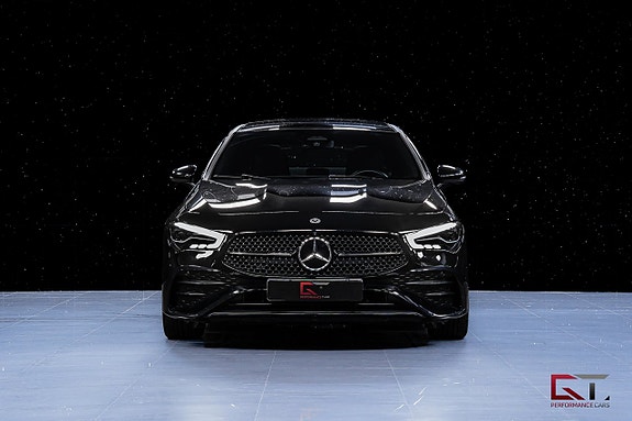 Mercedes-Benz CLA200 3 of 19