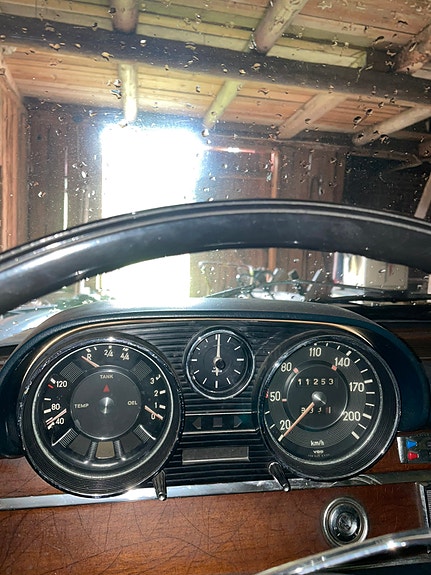 Mercedes-Benz 250 SE 7 of 7