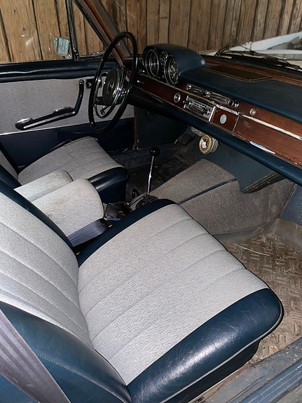 Mercedes-Benz 250 SE 5 of 7
