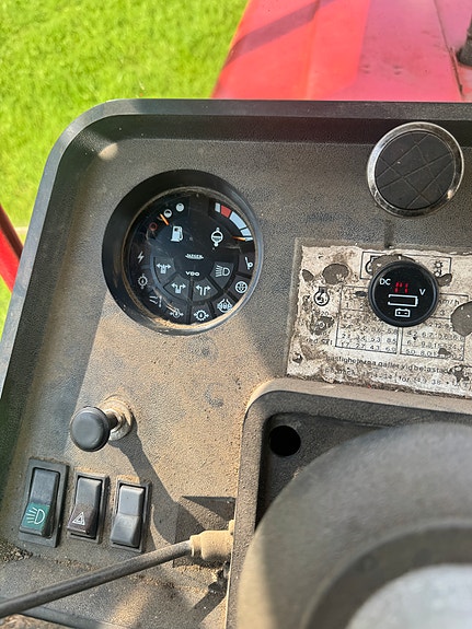 International 844 XL 9 of 9