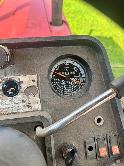 International 844 XL 8 of 9
