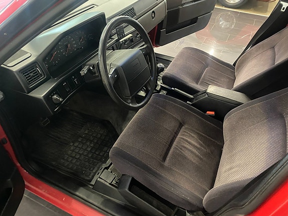 Volvo 940 14 of 20
