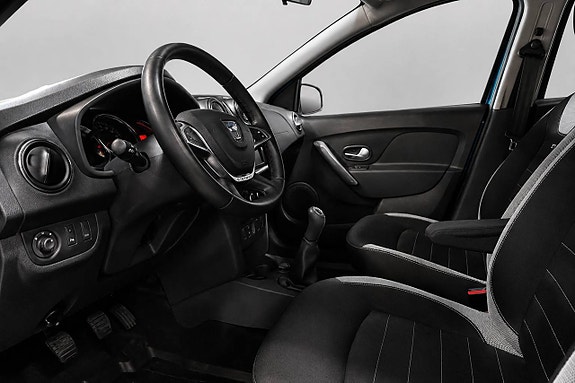 Dacia Logan 8 of 14