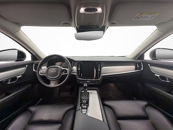 Volvo V90 13 of 30