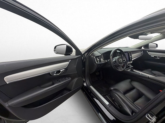 Volvo V90 11 of 30