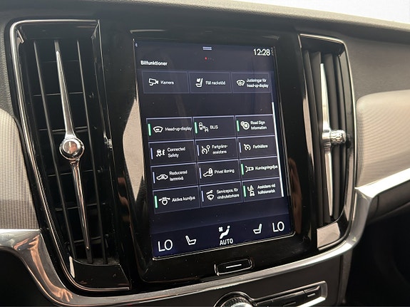 Volvo V90 30 of 30