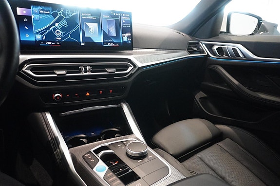BMW i4 9 of 16