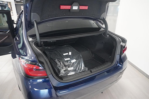 BMW 545e 9 of 19