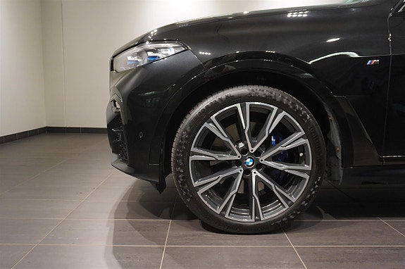 BMW X7 6 of 27