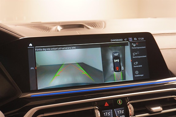 BMW X7 24 of 27