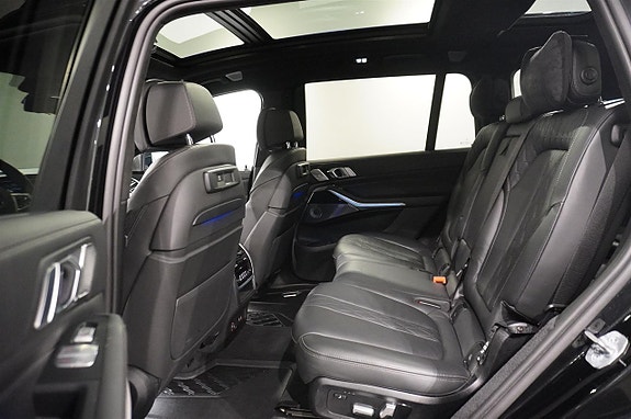 BMW X7 11 of 27