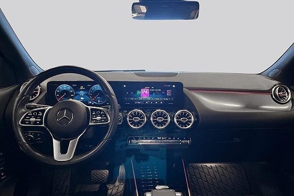 Mercedes-Benz GLA250 e 7 of 19