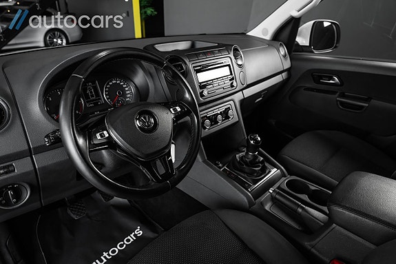 Volkswagen Amarok 20 of 29