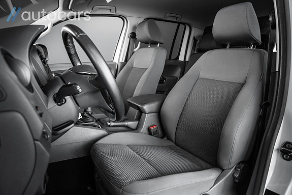 Volkswagen Amarok 28 of 29
