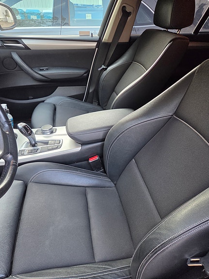 BMW X4 4 of 6