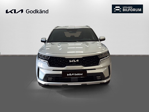 Kia Sorento 2 of 19
