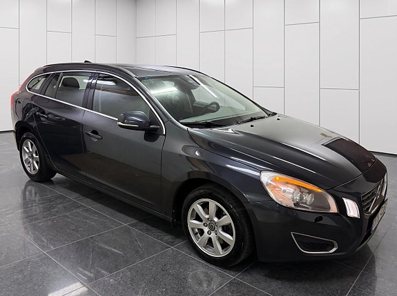 Volvo V60 3 of 13