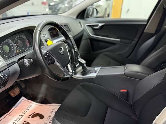 Volvo V60 12 of 13