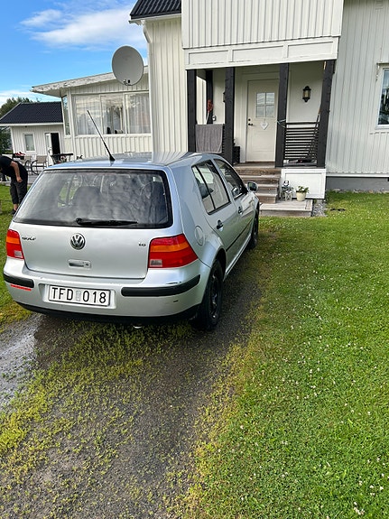 Volkswagen Golf IV 4 of 7