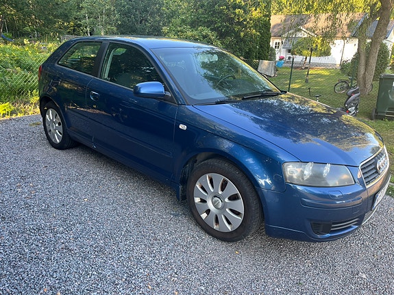 Audi A3 3 of 9